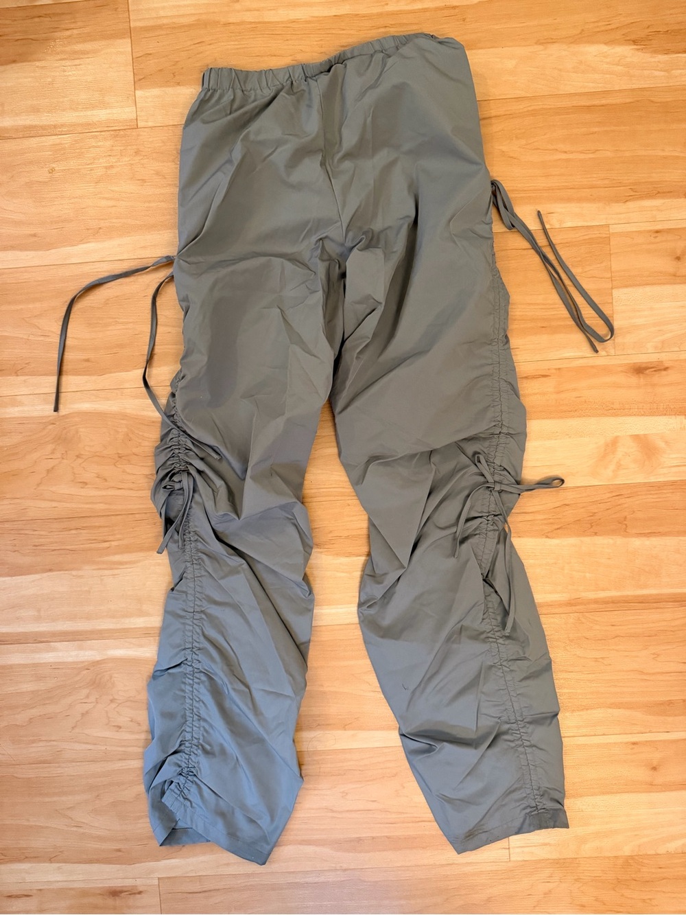 Gray Ruched Drawstring  Pants - Picture 5 of 6
